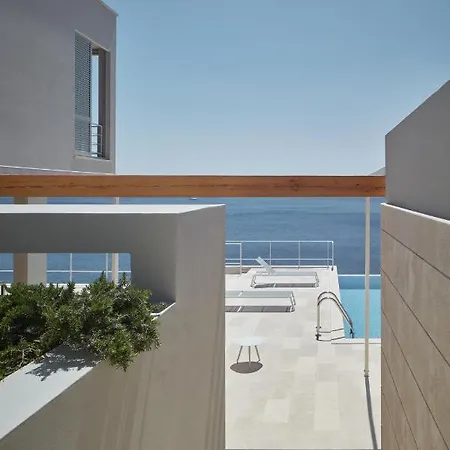 Roca Villa *